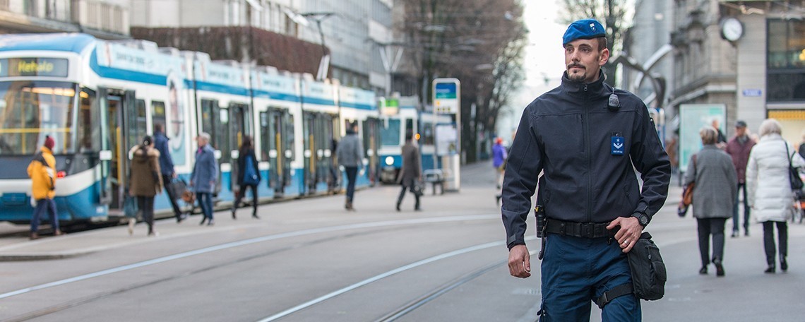 Semesterferien? Ordnungsdienst 20-80% (m/w/d), 2. Bild